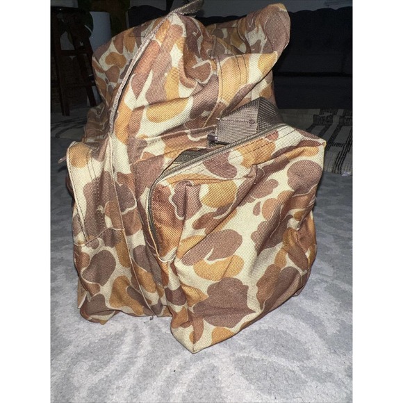 Cabela's Bags Vintage Cabelas Duck Camouflage Duffle Bag Carry On